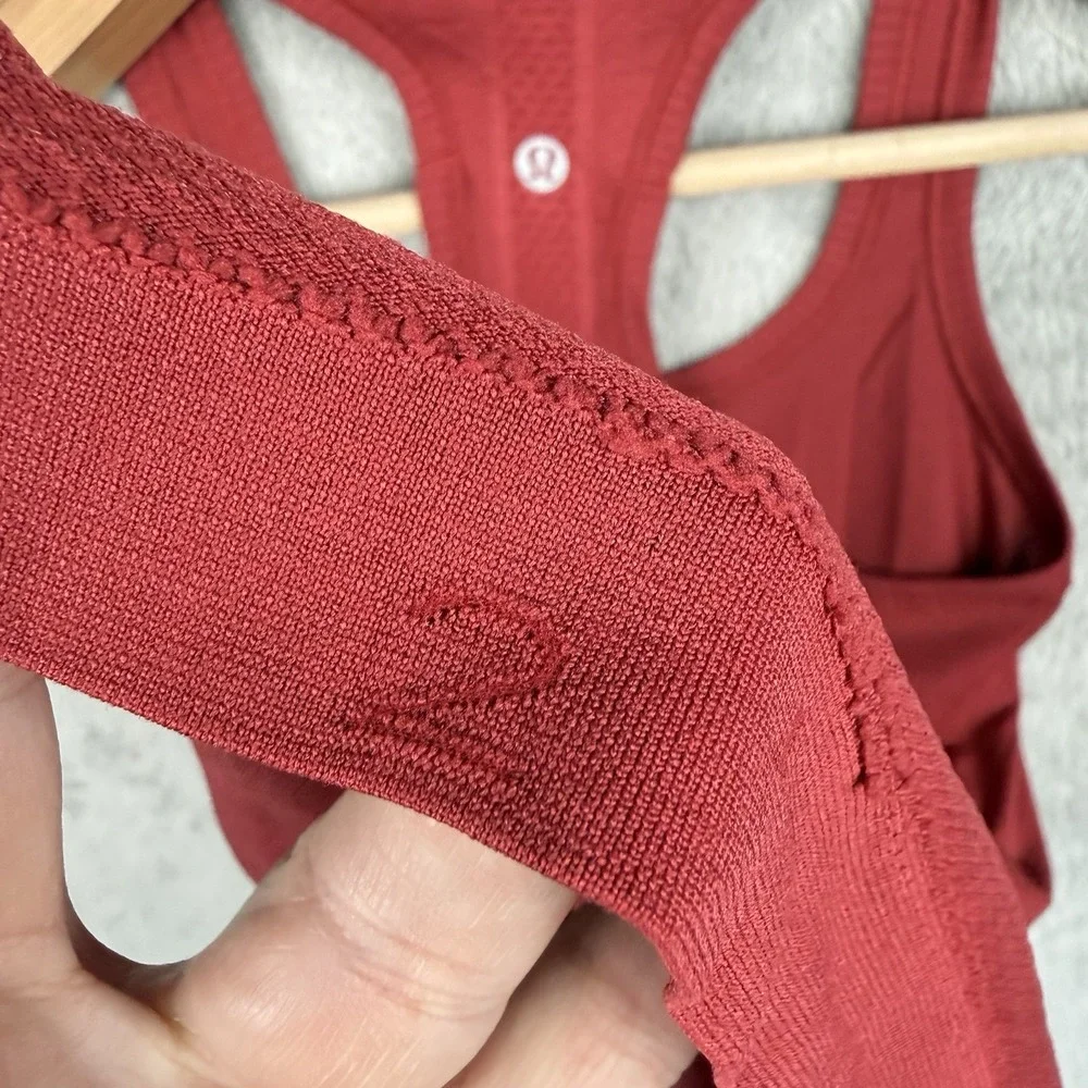Lululemon Swiftly Tech Racerback Tank Top Womens 2 Dark Red Logo Athleisure